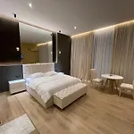 Апартаменты Luxury Jacuzzi Suite- Astir,tirana