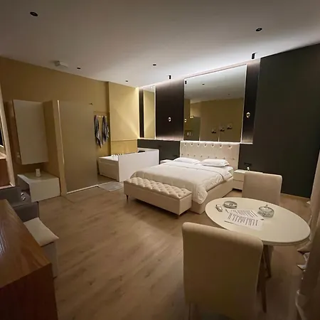 Apartmán Luxury Jacuzzi Suite- Astir,tirana *