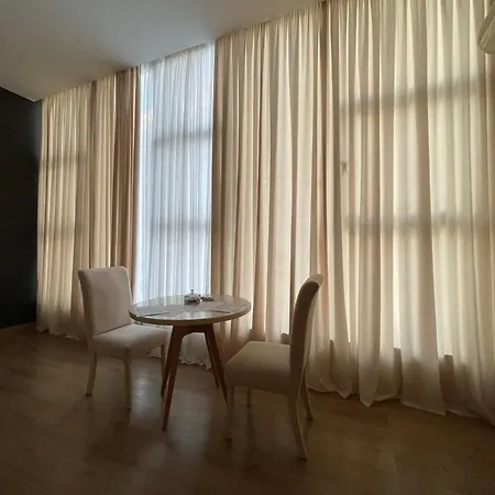 Luxury Jacuzzi Suite- Astir,tirana * Tirana