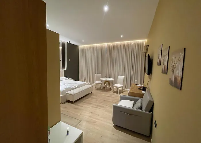 דירה Luxury Jacuzzi Suite- Astir,tirana טיראנה