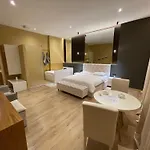 شقة Luxury Jacuzzi Suite- Astir,tirana