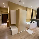 شقة Luxury Jacuzzi Suite- Astir,tirana