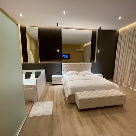 شقة Luxury Jacuzzi Suite- Astir,tirana *