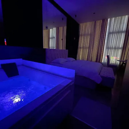 Lägenhet Luxury Jacuzzi Suite- Astir,tirana Tirana