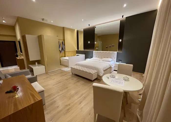 Appartement Luxury Jacuzzi Suite- Astir,tirana
