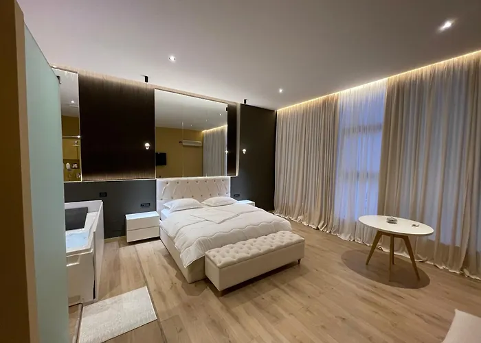 Appartement Luxury Jacuzzi Suite- Astir,tirana